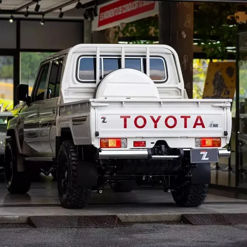 Toyota Lc79 2.8 L At 2024