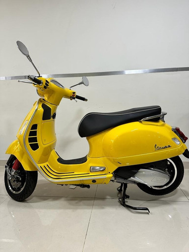 Imagen 15 de 15 de Vespa Super 300 Hpe Scooter Retro Permutas Bbva Tasa 0 %