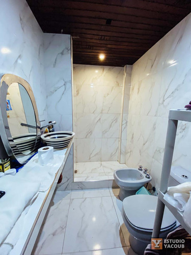 Casa En Venta - 3 Dormitorios 4 Baños Local - 433mts2 - Ensenada