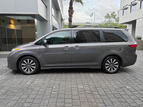 Toyota Sienna 3.5 Xle Piel At