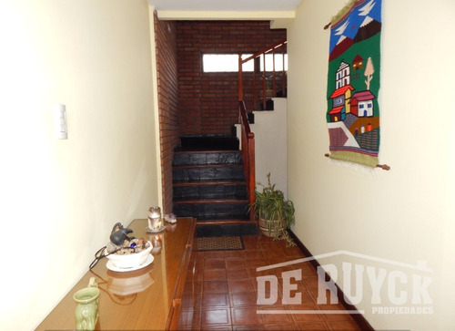 Imagen 12 de 17 de Local Con Vivienda En Venta En Quilmes Oeste