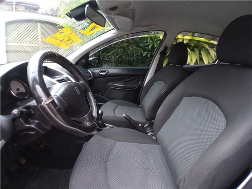 Imagem 8 de 13 de Peugeot 207 1.4 Xr Sport 8v Flex 4p Manual