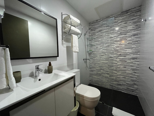 Imagen 14 de 22 de Apartamento En Alquiler En Piantini Amueblado De Dos Habitaciones