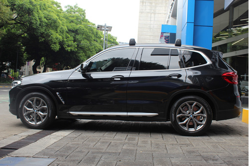 BMW X3 5p xDrive 30i X Line L4/2.0/T Aut