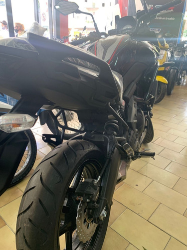 Imagen 5 de 8 de Kawasaki Versys 650 0km