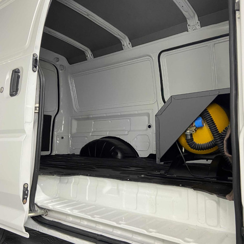 Imagen 4 de 13 de Mitsubishi Panel L300