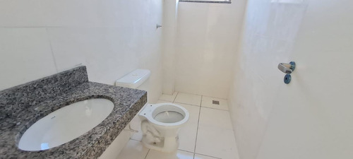 Imagem 3 de 18 de Ótima Área Privativa No Xangrilá . - 4871