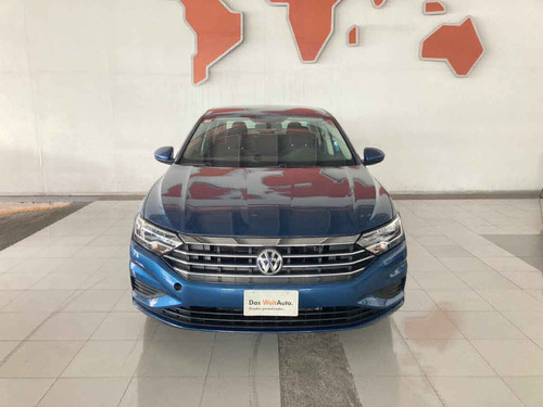 Imagen 2 de 7 de Volkswagen Jetta 2019 4p Trendline L4/1.4/t Man