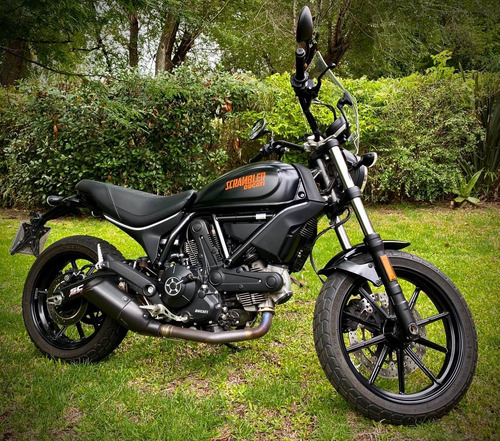 Ducati Scrambler Sixty 2