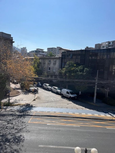 Vendo Amplio Depto 120 M2 En Eliodoro Yañez