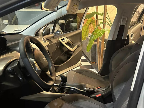 Peugeot 2008 1.6 Allure
