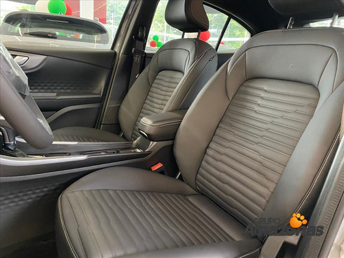 Fastback 1.3 Turbo 270 Flex Limited Edition At6