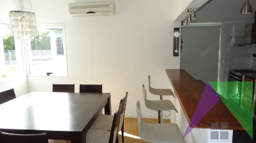 Vendo Y Alquilo Casa En Punta Del Este, Zona Jardines De Córdoba.- Ref: 29790