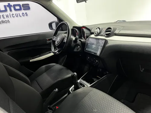 Suzuki Swift 1.2 Híbrido