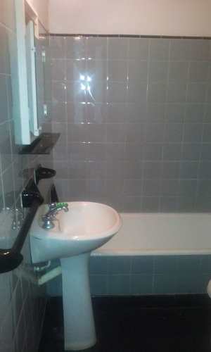 Imagen 10 de 17 de 2 Ambientes Con Cochera Varese