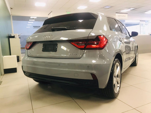 Imagen 6 de 24 de Audi A1 A3 Sportback 35 30 Tfsi 150cv S3 Sedan A4 A5 Q2 Q2