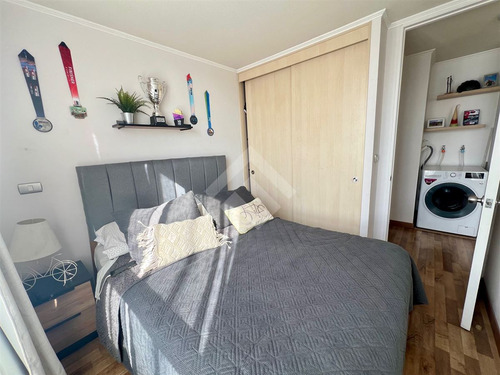 Departamento En Venta De 2 Dorm 1b 1e 1bod. En Macul