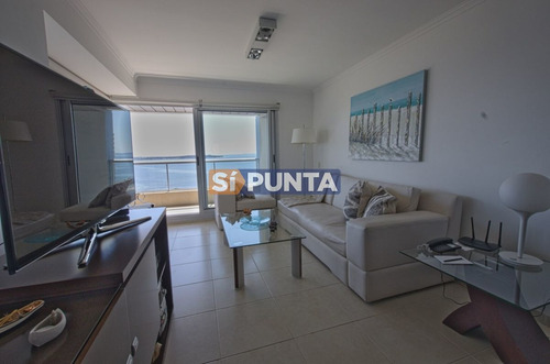 Imagen 4 de 26 de Apartamento En Edificio Con Servicios