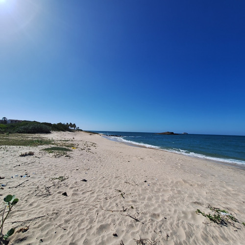 Venta De Hotel Cerca De Playa Caribe Margarita