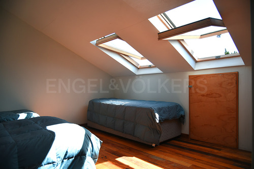 Excelente Casa En Sector Privilegiado