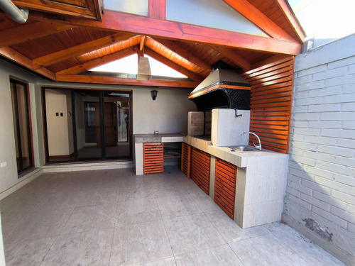 Venta Casa En Parque San Francisco Remodelada Y Ampliada