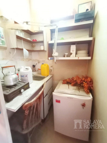 2 Ambientes Apto Profesional A Refaccionar En Venta Barrio Norte