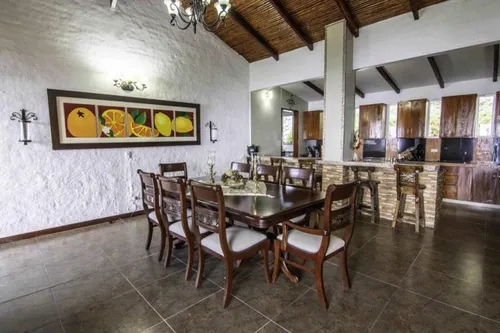 Finca En Venta En Las Granjas. Cod V8014