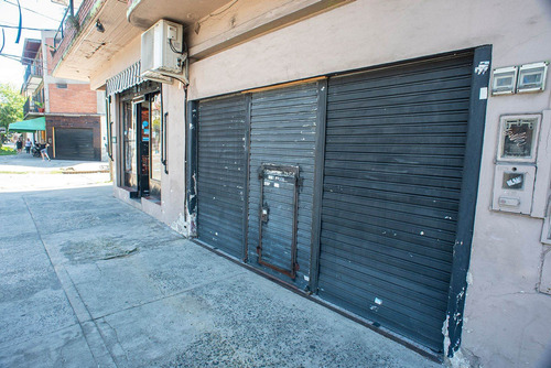 Imagen 3 de 18 de Venta Local C/ Dos Viviendas - 3 Rentas - Gerli