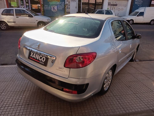 Peugeot 207 1.4 Sedan Allure 75cv
