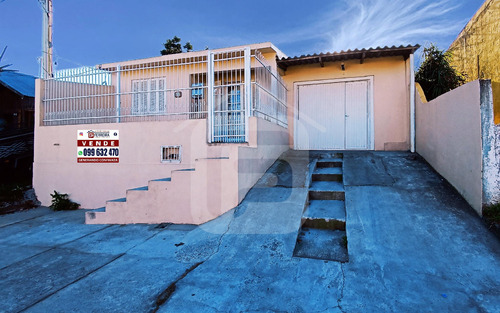 Vende Casa - 3 Dormitorios, Garaje, Patio - Ciudad De Rivera