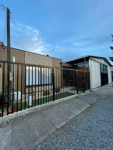 Vende Acogedora Casa En Victoria Con Amplio Local Comercial