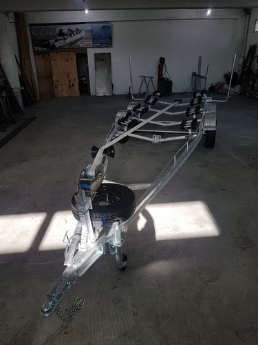 Imagen 12 de 25 de Trailer Homologado Lcm Para Moto De Agua, Lancha ,jet Sky