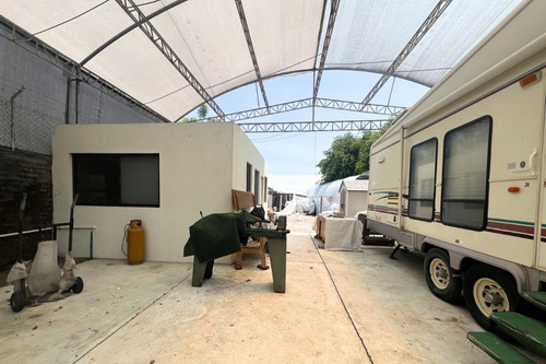 Terreno De 2,204 M² En Chiconcuac, Xochitepec, Morelos | Con Alberca Y Explanada Para Eventos