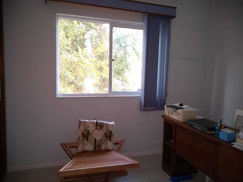 Imagem 10 de 14 de Linda Casa Em Cond.fechado, 2 Suítes, 2 Vagas,infraestrutura