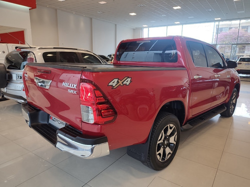 Imagen 11 de 24 de Toyota Hilux Srx 4x4 Mt
