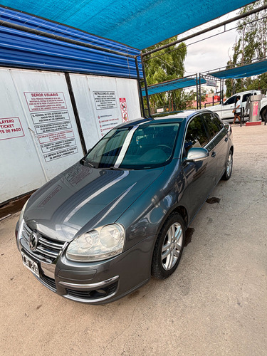 Volkswagen Vento 2.5 Advance 170cv