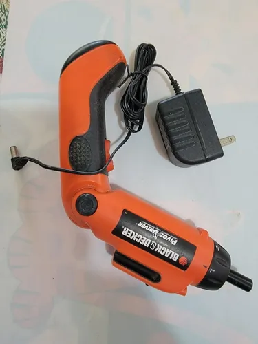 desmontaje destornillador electrico black and decker pivot driver