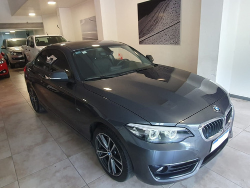 Imagen 2 de 7 de Bmw 220i Sport Coupe
