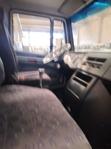 Imagem 7 de 10 de Mercedes Bens 710 Plus