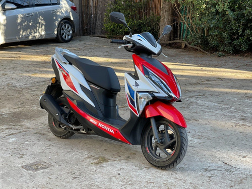 Imagen 3 de 11 de Honda New Elite 125