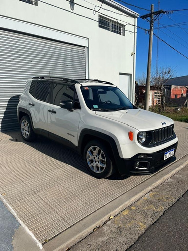 Imagen 2 de 15 de Jeep Renegade