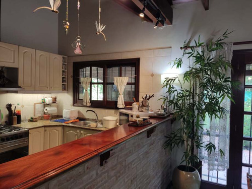 Chalet En Venta En Parque Leloir