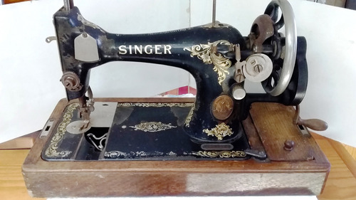 Antigua Máquina De Coser Singer Manivela 1893 Para Adorno