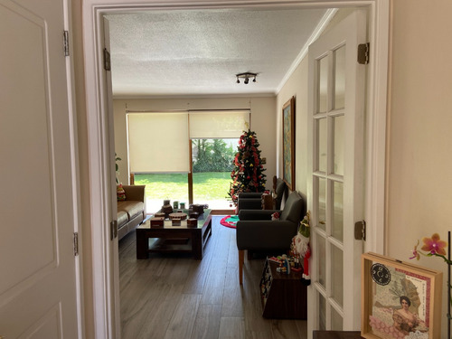Hermosa Y Amplia Casa En Alto Macul: Lista Para Habitar