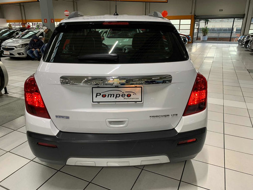 Imagem 4 de 13 de Chevrolet Tracker 2015 1.8 Ltz Aut. 5p