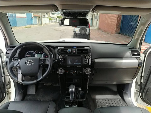 Imagen 9 de 10 de Toyota 4runner
