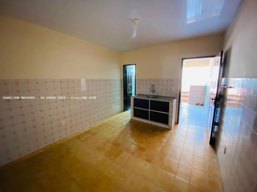 Imagem 8 de 15 de Casa Usada Para Venda Em Natal, Rocas - Casa Na Rua São Sebastião, 2 Dormitórios, 1 Banheiro, 1 Vaga - Cas1675-c_2-1144204