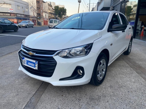Imagen 2 de 9 de Chevrolet Onix 1.2