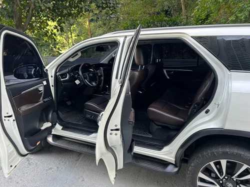 Toyota Fortuner 2.4 Street At 7As