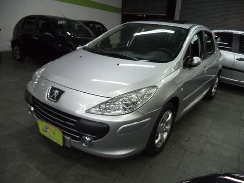 Imagem 1 de 11 de Peugeot 307 1.6 Flex Presence Pack Completo Teto 2012 Prata